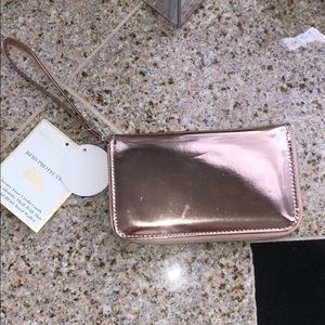 Adrienne Vittadini RFID-lined wallet